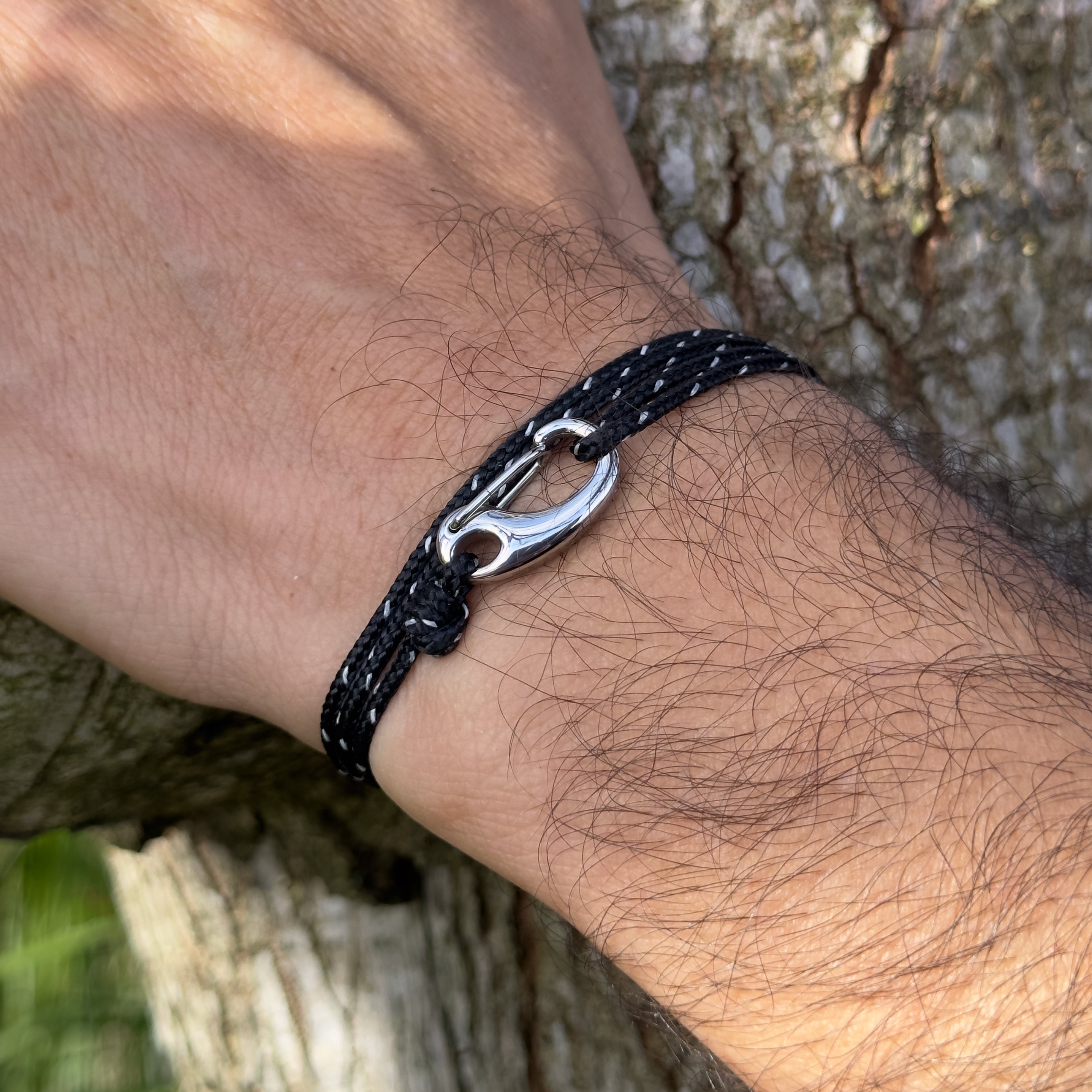 Urban Tactical Wrap Bracelet // Black Reflective