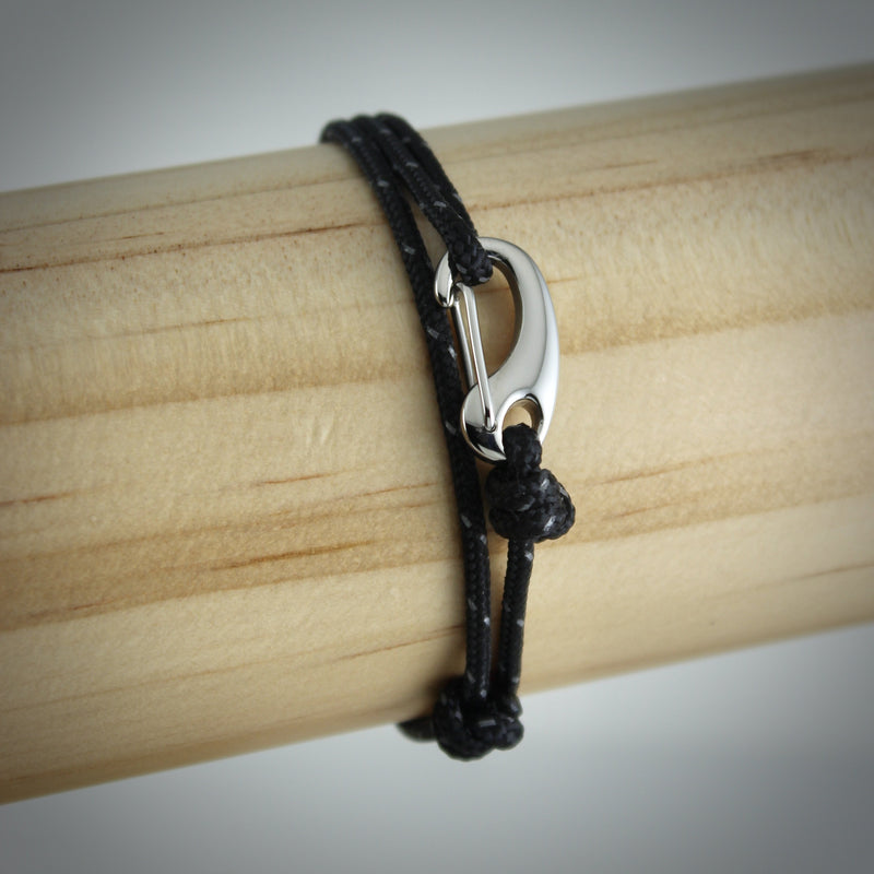 Urban Tactical Wrap Bracelet // Black Reflective