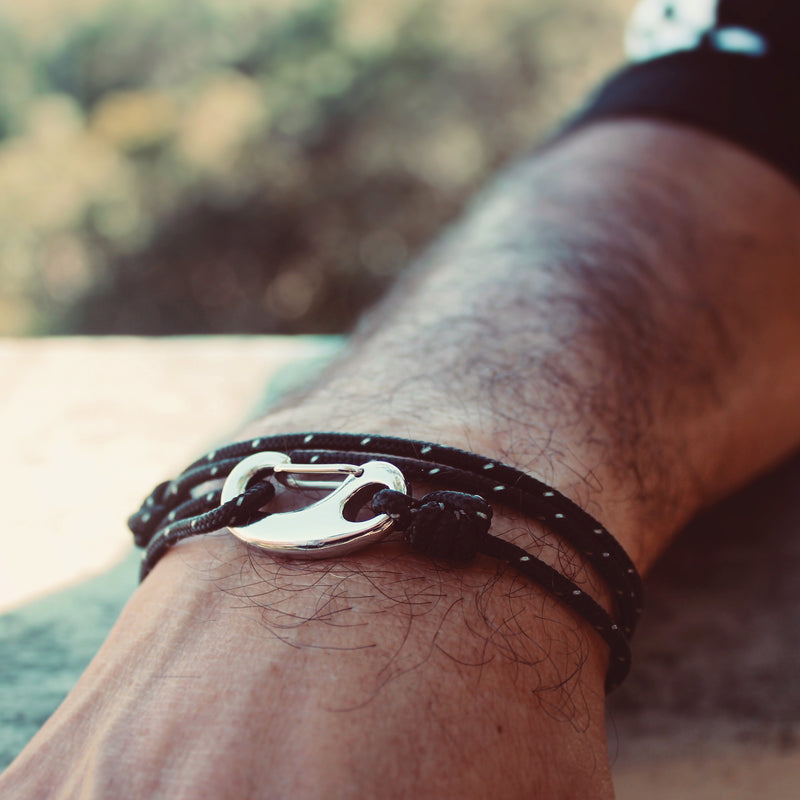 Classic Tactical Wrap Bracelet // Black Reflective