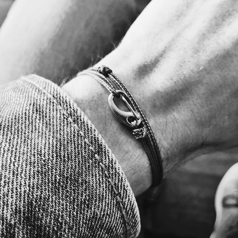 Micro Tactical Wrap Bracelet // Black Reflective